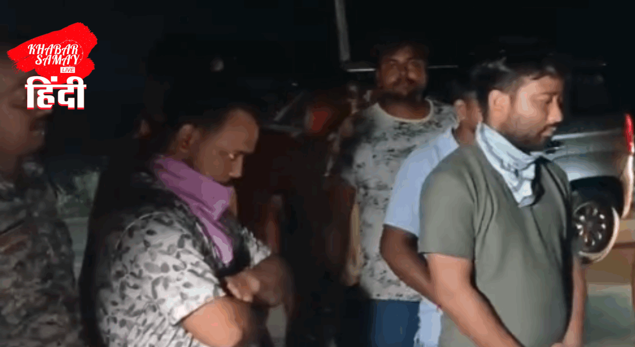 Two smugglers arrested