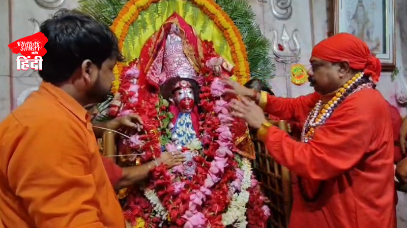 On Kaushiki Amavasya, a huge crowd of devotees gathered at Tarapith, the atmosphere became devotional!