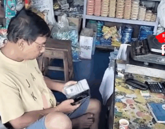 Businessman cheated using fake Facebook account!