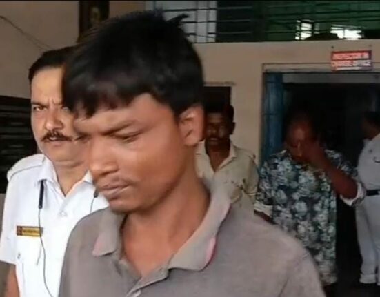 An old man was beaten and robbed in Siliguri, two accused arrested!
