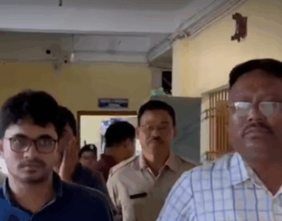 Four persons including AIDSO district president arrested for forcibly taking minor girl students to Kolkata!