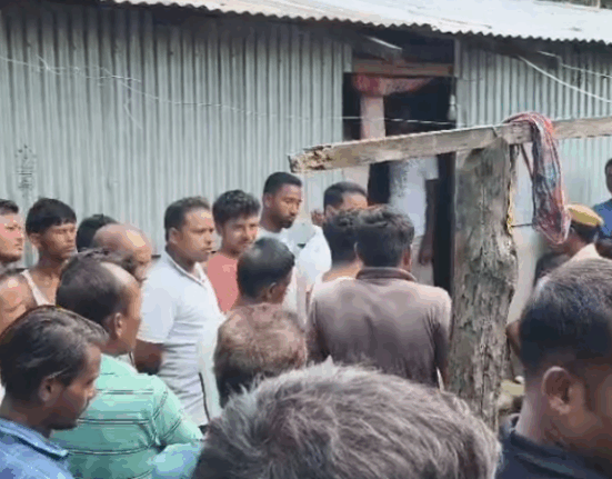 the-husband-murdered-his-wife-with-an-axe-and-fled
