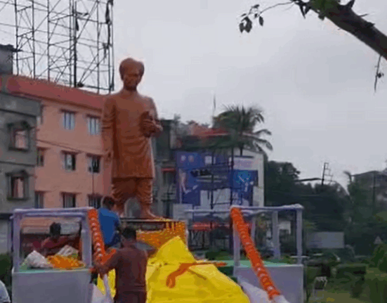 tribute-to-thakur-panchanan-barman-on-his-death-anniversary-in-siliguri