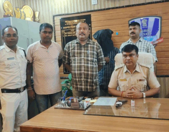 youth-arrested-with-illegal-firearms-and-cartridges