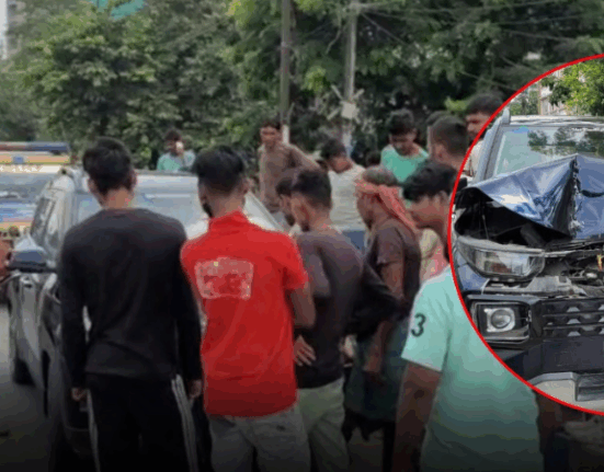 four-wheeler-damaged-in-road-accident-driver-injured