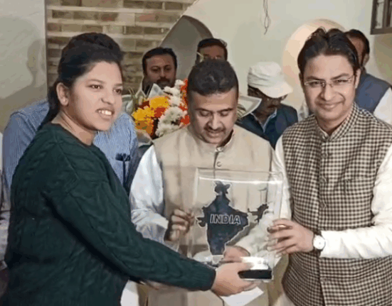 State opposition leader Suvendu Adhikari arrives at World Cup winner Richa Ghosh's house, receives warm welcome in Siliguri