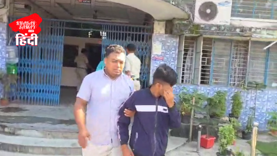 A snatching incident occurred in the Bhaktinagar police station area; the police arrested the accused within 4 hours.