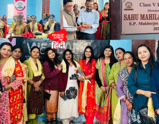 The Sahu Mahila Parishad (Sahu Women's Council) donated benches to the fifth-grade students of Ravindra Vidya Niketan School!