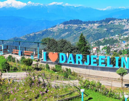 Regional parties from the hills are looking for their political future in the West Bengal assembly elections!