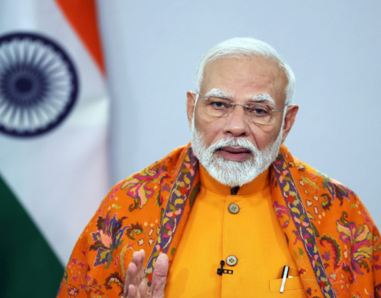 Ahead of the assembly elections, the Prime Minister gave Bengal a gift of ₹3250 crore! Development in Bengal is possible only when there is a BJP government here - Modi