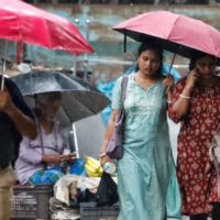 Heavy rain warning today and tomorrow! Darjeeling hills at risk of landslides and storms