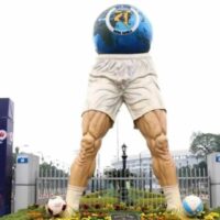 From Siliguri to Kolkata, there was uproar! A football statue designed by Mamata Banerjee was vandalized! The SMC faces investigation into illegal constructions.