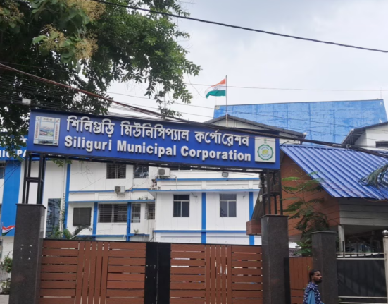 https://khabarsamay.com/will-the-bjp-take-over-the-smc-speculation-is-rife-that-several-tmc-councillors-will-join-the-bjp/