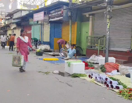 Allegations of extortion in Siliguri's Mahavirsthan flower market, BJP raises issue