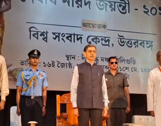 https://khabarsamay.com/journalists-were-honored-on-the-occasion-of-devarshi-narada-jayanti-governor-r-n-ravi-delivered-the-message-of-responsible-journalism-at-the-deenbandhu-manch-in-siliguri/