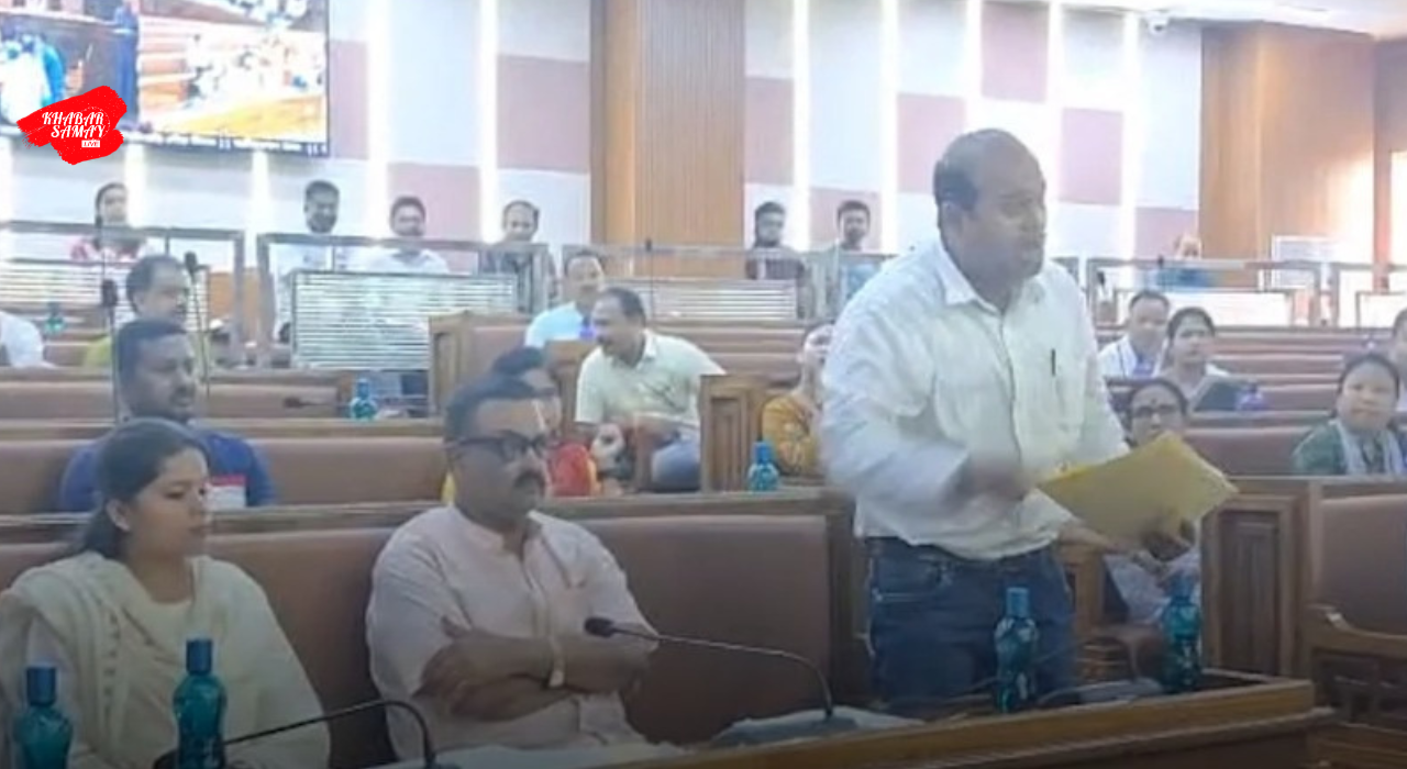 https://khabarsamay.com/a-heated-exchange-of-words-erupted-at-the-siliguri-municipal-corporation-board-meeting-over-the-vote-of-thanks-with-bjp-councillors-walking-out/