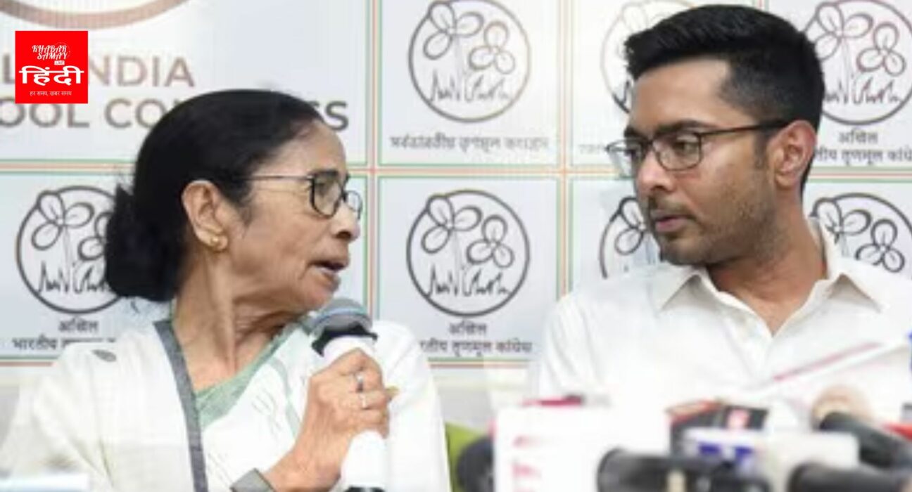 A dozen TMC MPs may join the BJP! Over 100 councillors have resigned.