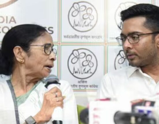 A dozen TMC MPs may join the BJP! Over 100 councillors have resigned.