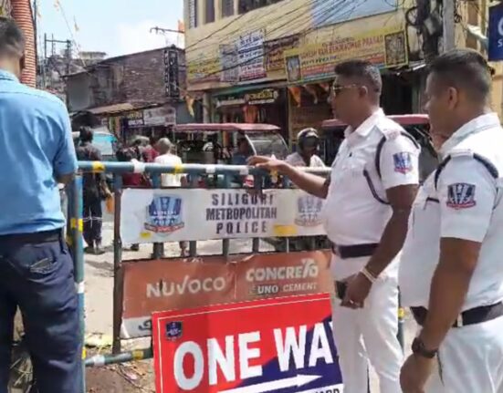https://khabarsamay.com/traffic-polices-special-drive-at-mahavir-sthan-warning-against-illegal-toto-parking-and-roadside-vendors/