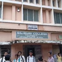 https://khabarsamay.com/dispute-between-sfi-and-abvp-workers-at-siliguri-college-with-both-organisations-blaming-each-other/