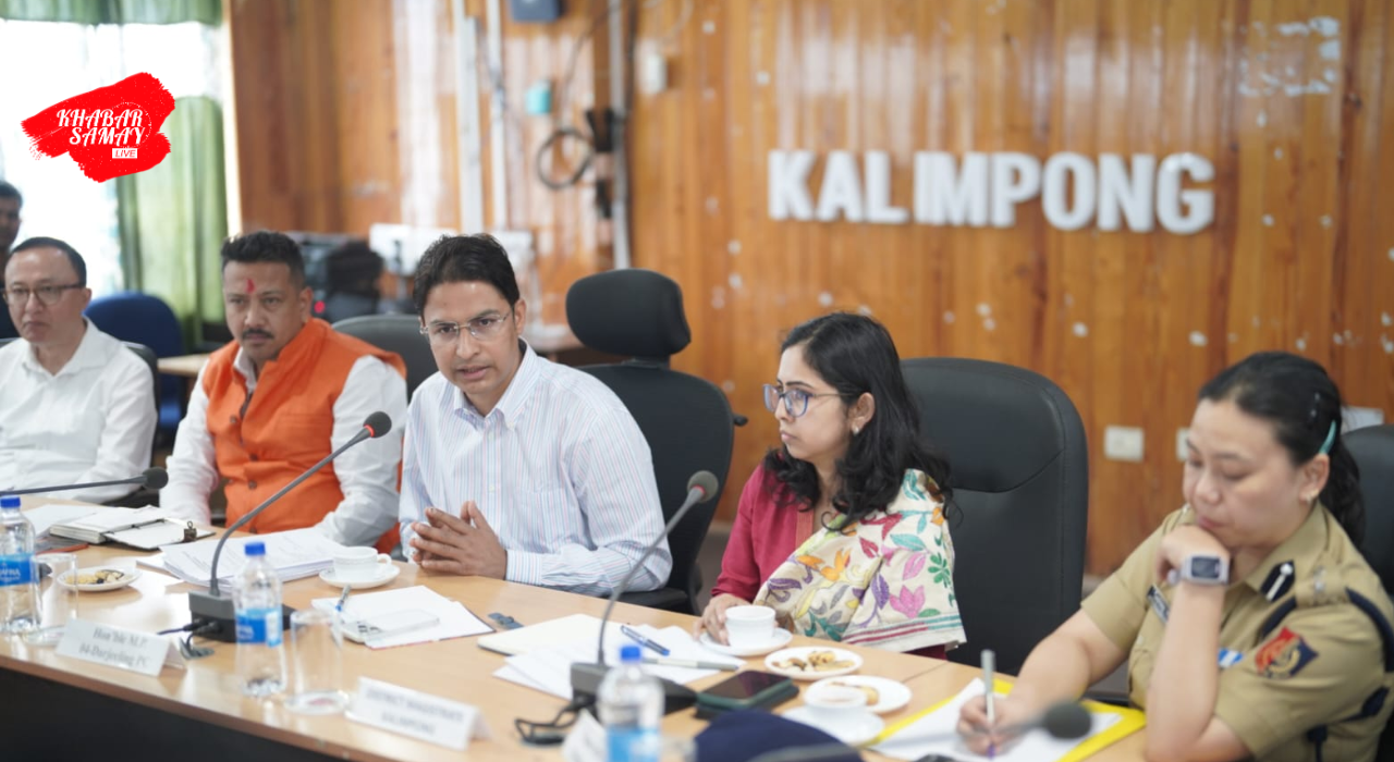 https://khabarsamay.com/mp-raju-bista-held-an-administrative-review-meeting-in-kalimpong-emphasizing-on-development-and-infrastructure/