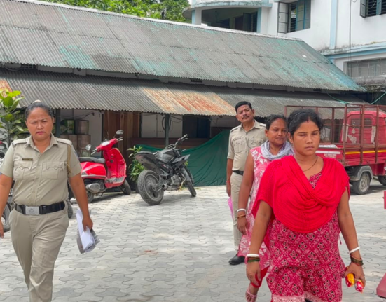 https://khabarsamay.com/bhaktinagar-police-station-takes-major-action-arrests-domestic-helpers-on-charges-of-theft/