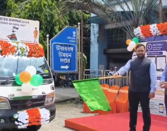 https://khabarsamay.com/census-2027-promotional-tableau-launched-in-siliguri-self-enumeration-process-to-begin-from-august-1/