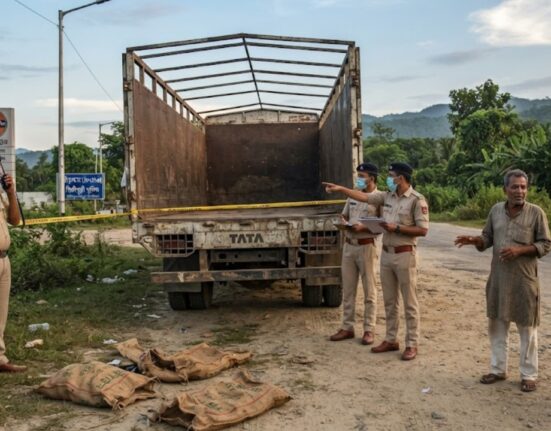 A fraud of more than Rs 21 lakh with a big businessman of Siliguri has created a stir!