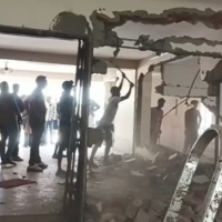 https://khabarsamay.com/municipal-corporation-takes-major-action-against-illegal-construction-in-siliguri-demolishes-part-of-ground-floor-of-apartment/