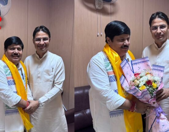 https://khabarsamay.com/raju-bista-meets-west-bengal-labour-minister-on-darjeeling-tea-garden-workers-issues/