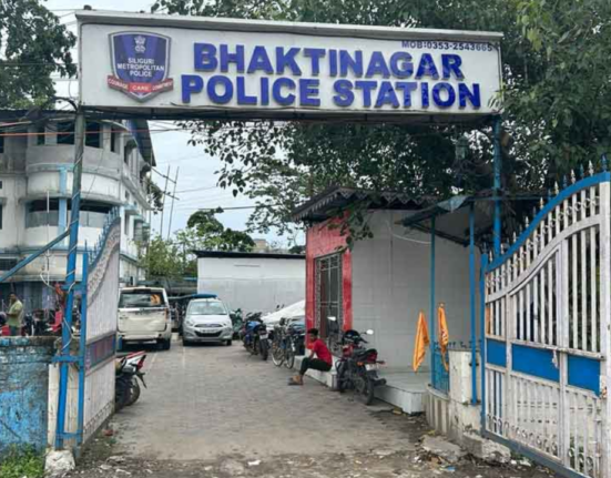 https://khabarsamay.com/a-sensational-incident-in-the-bhakti-nagar-area-when-transgender-people-attacked-their-homeowner/