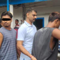 https://khabarsamay.com/three-arrested-from-gate-bazaar-on-charges-of-extortion-and-threatening-money/