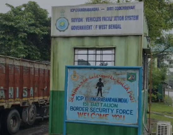 https://khabarsamay.com/major-police-action-in-chayangrabandha-455-kg-of-yellow-colored-suspicious-substance-recovered/