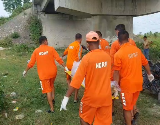 https://khabarsamay.com/bodies-of-two-students-recovered-from-mahananda-river/