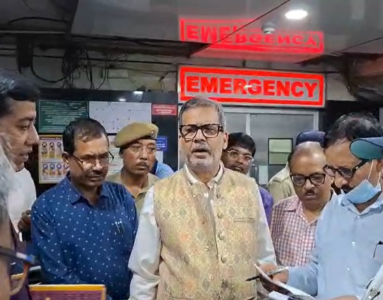 https://khabarsamay.com/health-commission-raids-private-hospitals-in-siliguri-issues-notices-to-several-nursing-homes/