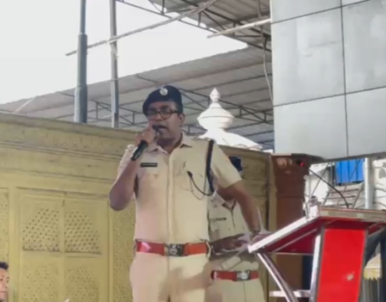 https://khabarsamay.com/siliguri-police-commissionerate-holds-special-meeting-regarding-durga-puja-preparations-permission-for-puja-will-be-given-through-single-window/