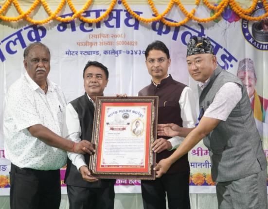 https://khabarsamay.com/raju-bisht-made-a-big-announcement-at-the-drivers-federations-event-in-kalimpong-a-scholarship-of-rs-5-lakh-will-be-given-every-year-to-meritorious-students-from-driver-families/