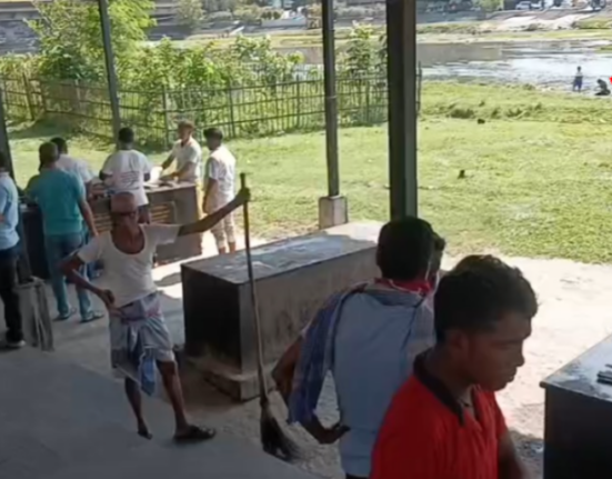 https://khabarsamay.com/only-one-of-three-furnaces-is-operational-hours-of-waiting-at-siliguris-kiranchandra-crematorium-raise-questions-about-the-arrangements/