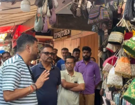 https://khabarsamay.com/as-soon-as-the-puja-is-over-the-administration-is-busy-in-improving-the-traffic-system-instructions-have-been-given-to-remove-the-puja-gate/